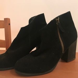 Suede, black boots